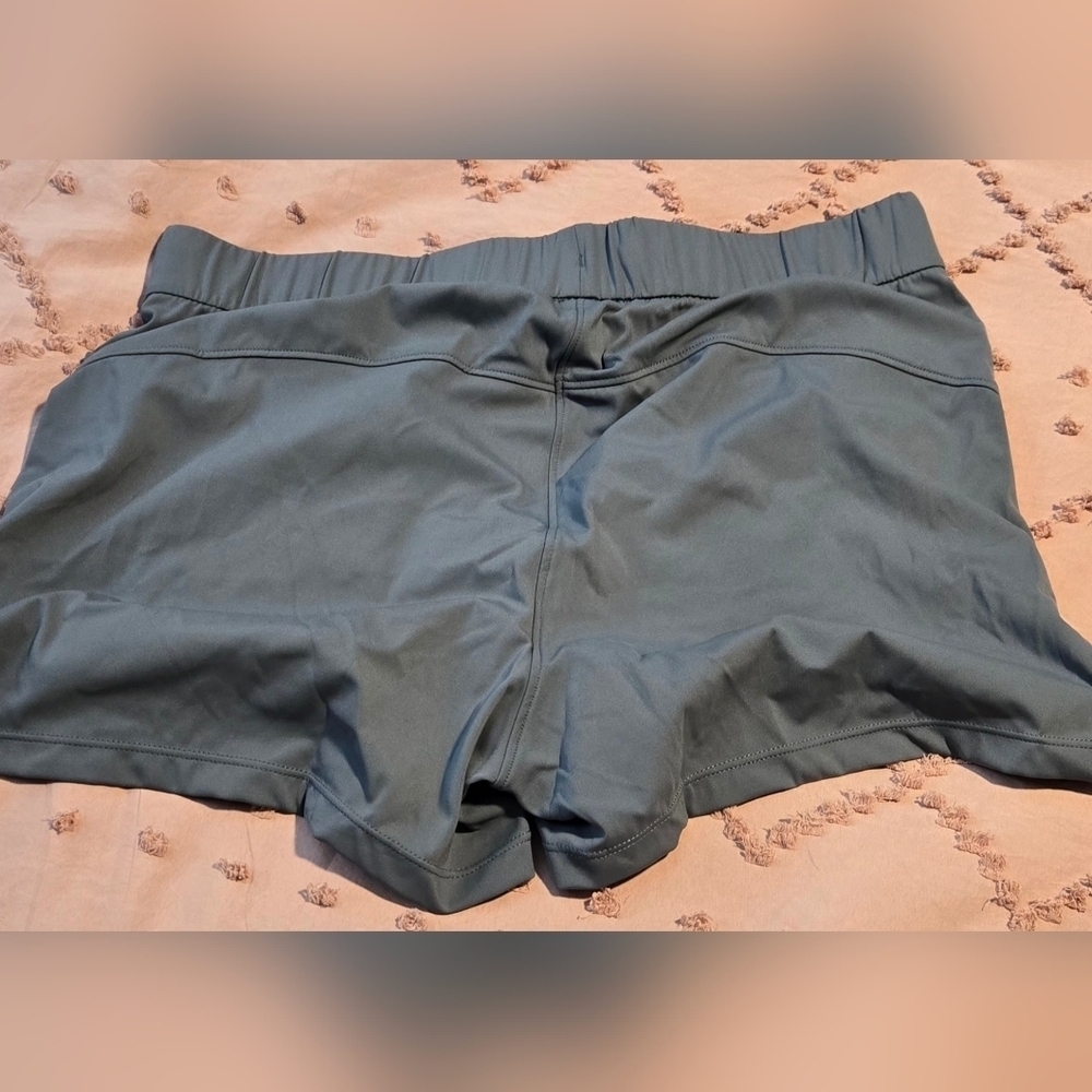 WILLIT Women's Shorts #730 - Picture 4 of 11